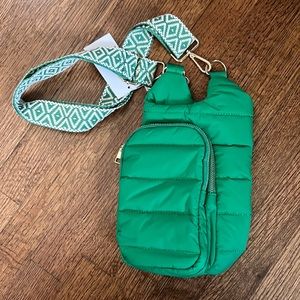 Wanderfull cross body bag in green. NWT.